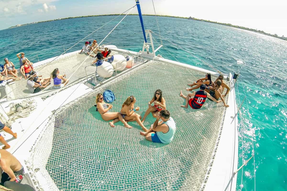 Tour en barco Isla mujeres Sea Passion l Cancun Sailing